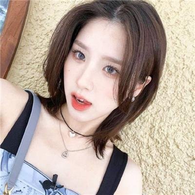 处女泉封面